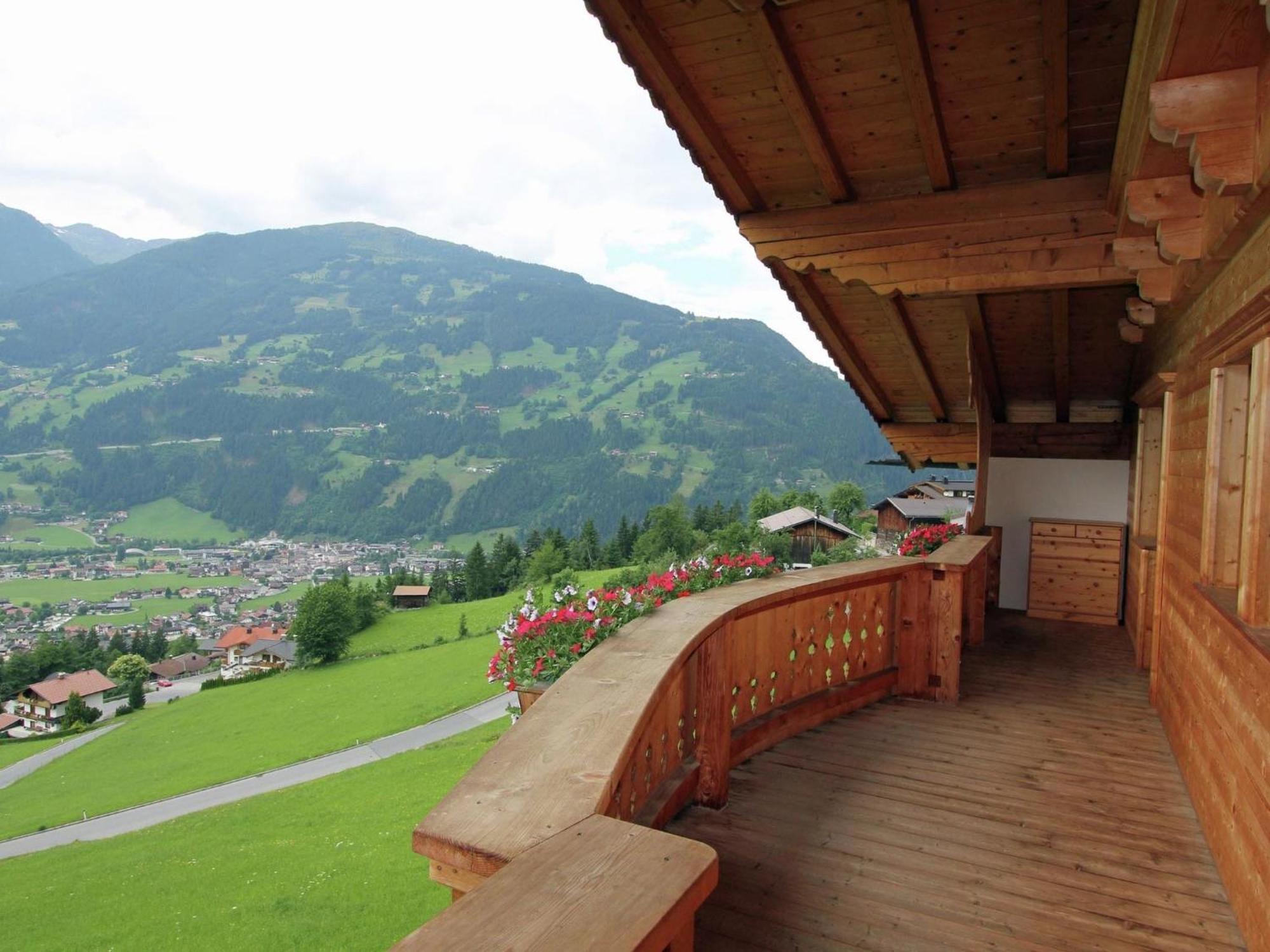 Delightful In With A View Apartment Zell am Ziller